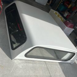 Camper Shell Truck Topper. Taken Off Of 2021 Toyota Tacoma 6 Foot Bed.