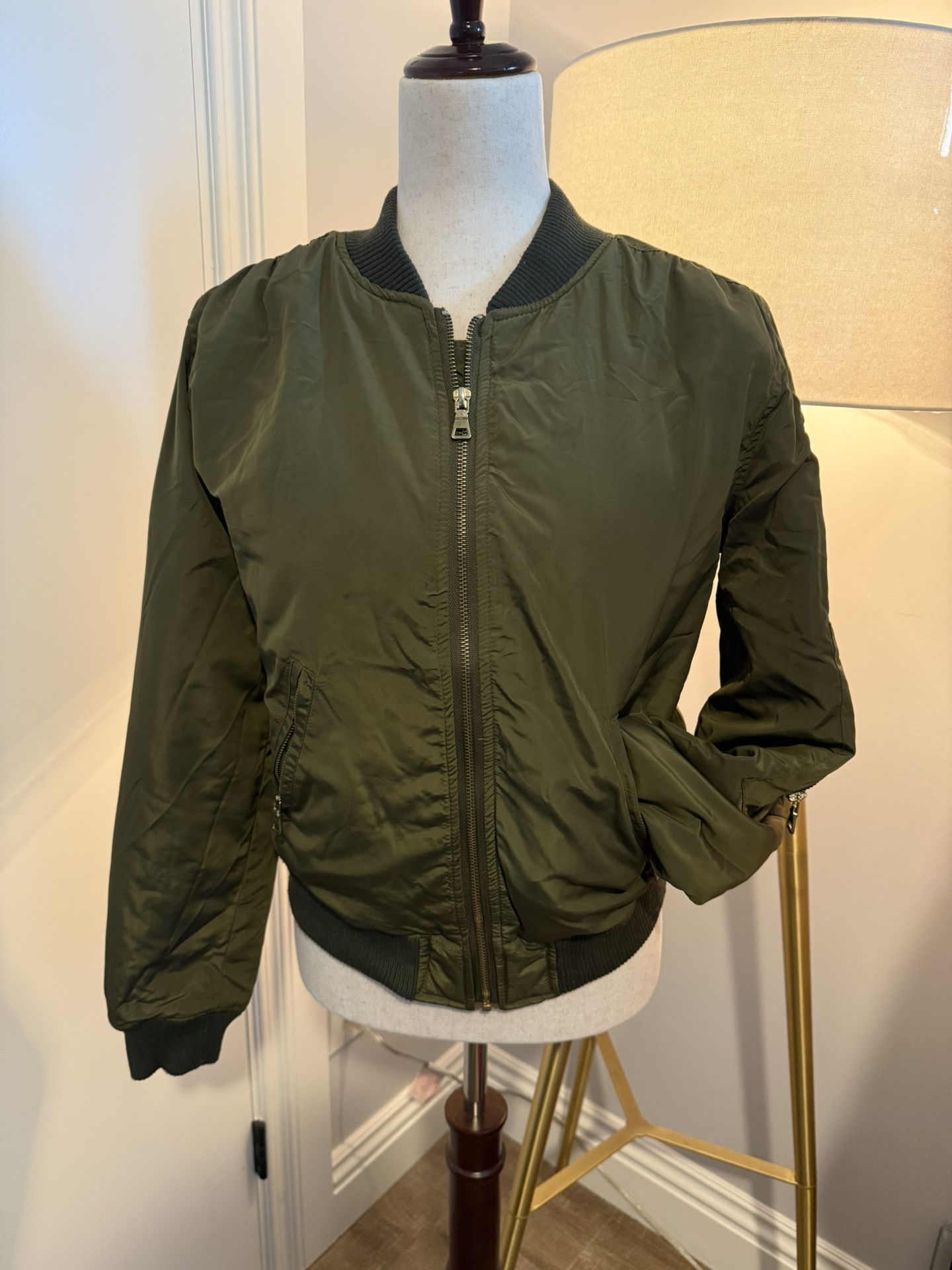 Olive Green Bomber Jacket β Size XL (Used)