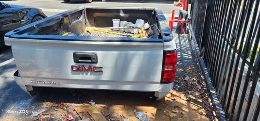 GMC TRUCK LONG BED