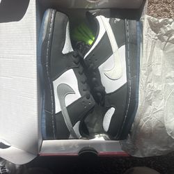 Nike SB PIGEON dunks (Size 9)