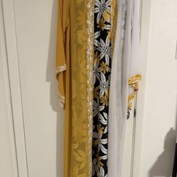 Elegant Kaftan / Abaya Dress – Yellow, White & Black Floral (Size L/XL) 