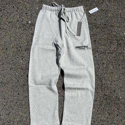 🤍 FEAR OF GOD ESSENTIALS SWEATPANTS – LIGHT OATMEAL – SIZE XS–XXL