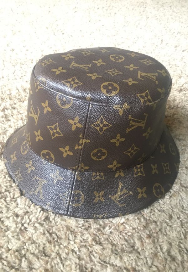 Louis Vuitton bucket hat ss13 for Sale in Federal Way, WA - OfferUp