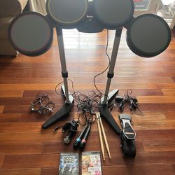 Playstation PS3 PS4 PS2 Rock Band Bundle Guitar Hero Drums , 3 Microphones Games