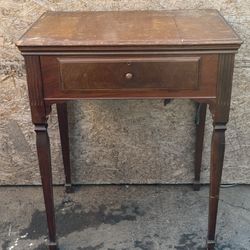 Vintage Singer 201 Sewing Machine w/ Wood Cabinet