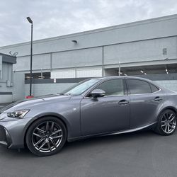2018 LEXUS IS 300 $25.995