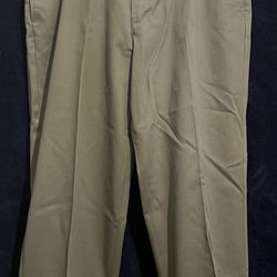 Men’s khaki dress pants size 35W 30L