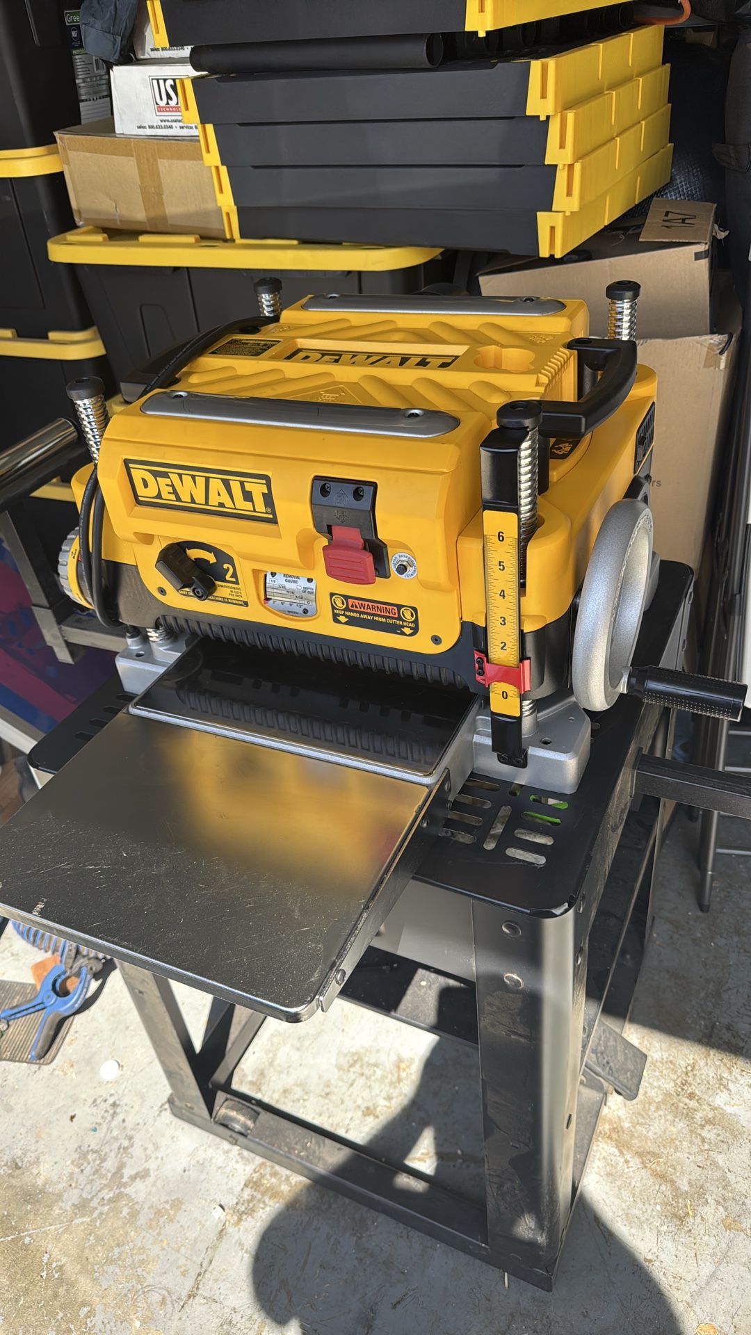 Dewalt dw735 planer with stand