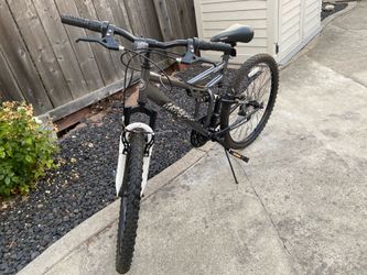 Mongoose MTB