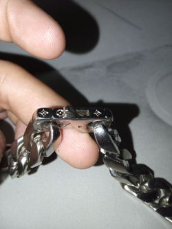 Louis Vuitton Virgil monogram chain
