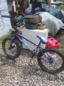 Mongoose bmx bike
