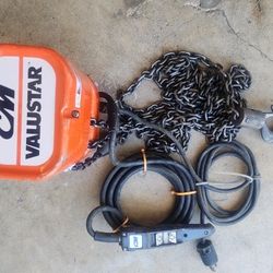 CM Valustar 1/2 Ton Hoist 