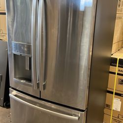 ✨❄️ GE 3-Door Refrigerator for Sale ❄️✨