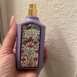Gucci perfume
