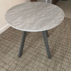 36 Inch Round Table