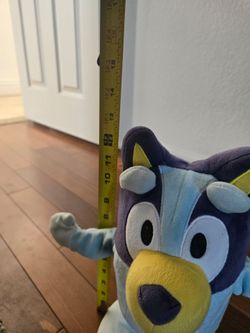 Bluey  dance and play toy
