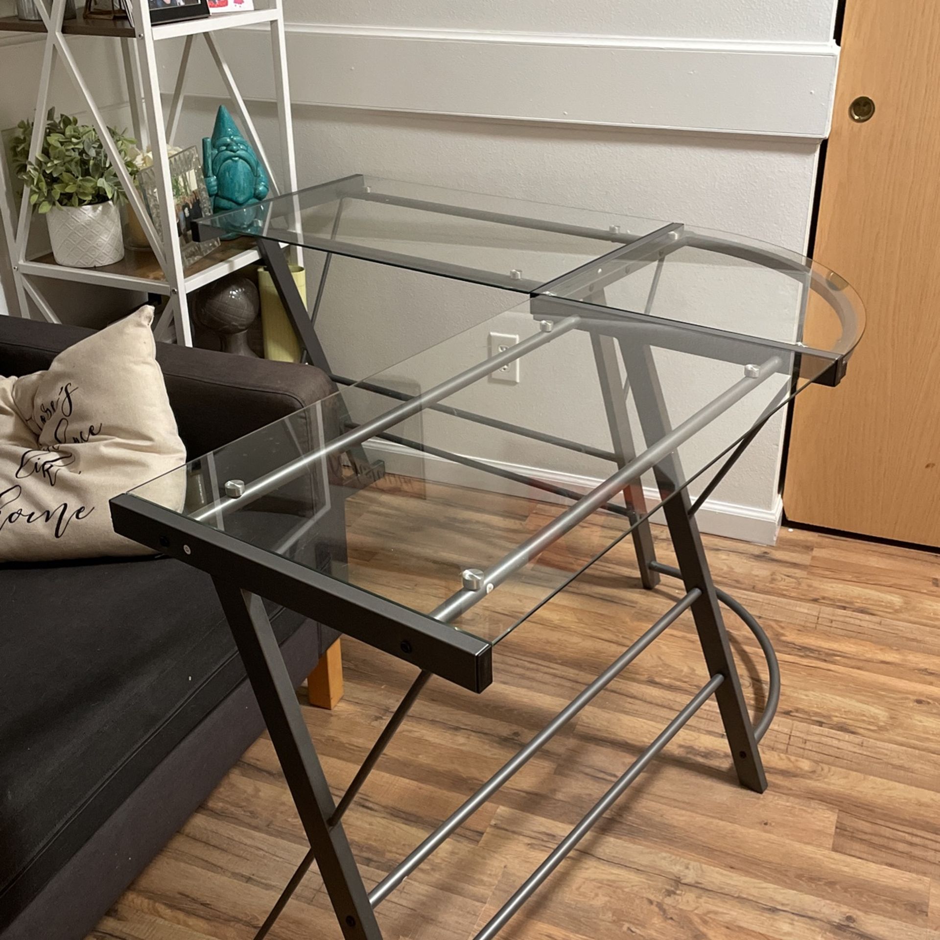 Desk for Sale in Auburn, WA - OfferUp