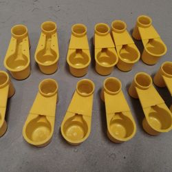 Animal Feeders Lot of 12