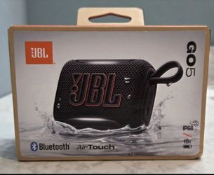JBL Go 5 Portable Bluetooth Speaker, Waterproof and Dustproof - Black