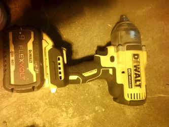 1/2"DeWalt impact drill w/ 9 AH 20/60 flex volt battery