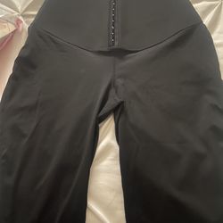 Sweat 💦 Leggings Size Medium