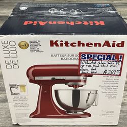 KitchenAid Deluxe Series 4.5 QT Tilt-Head Stand Mixer Empire Red Brand New 