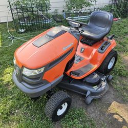 Husqvarna YTH2348 Lawn Tractor With 23HP Briggs And Stratton Engine 48 " Deck ,  653 Hours,  A Lot Of New Parts Install 