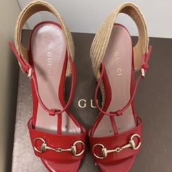Gucci Red Wedges