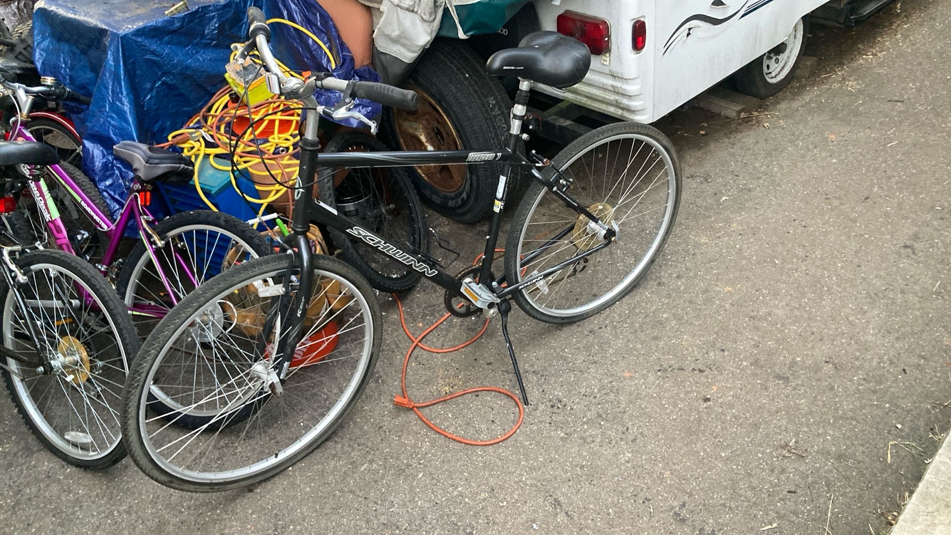 Schwann voyager 7 Speed Men’s Bike