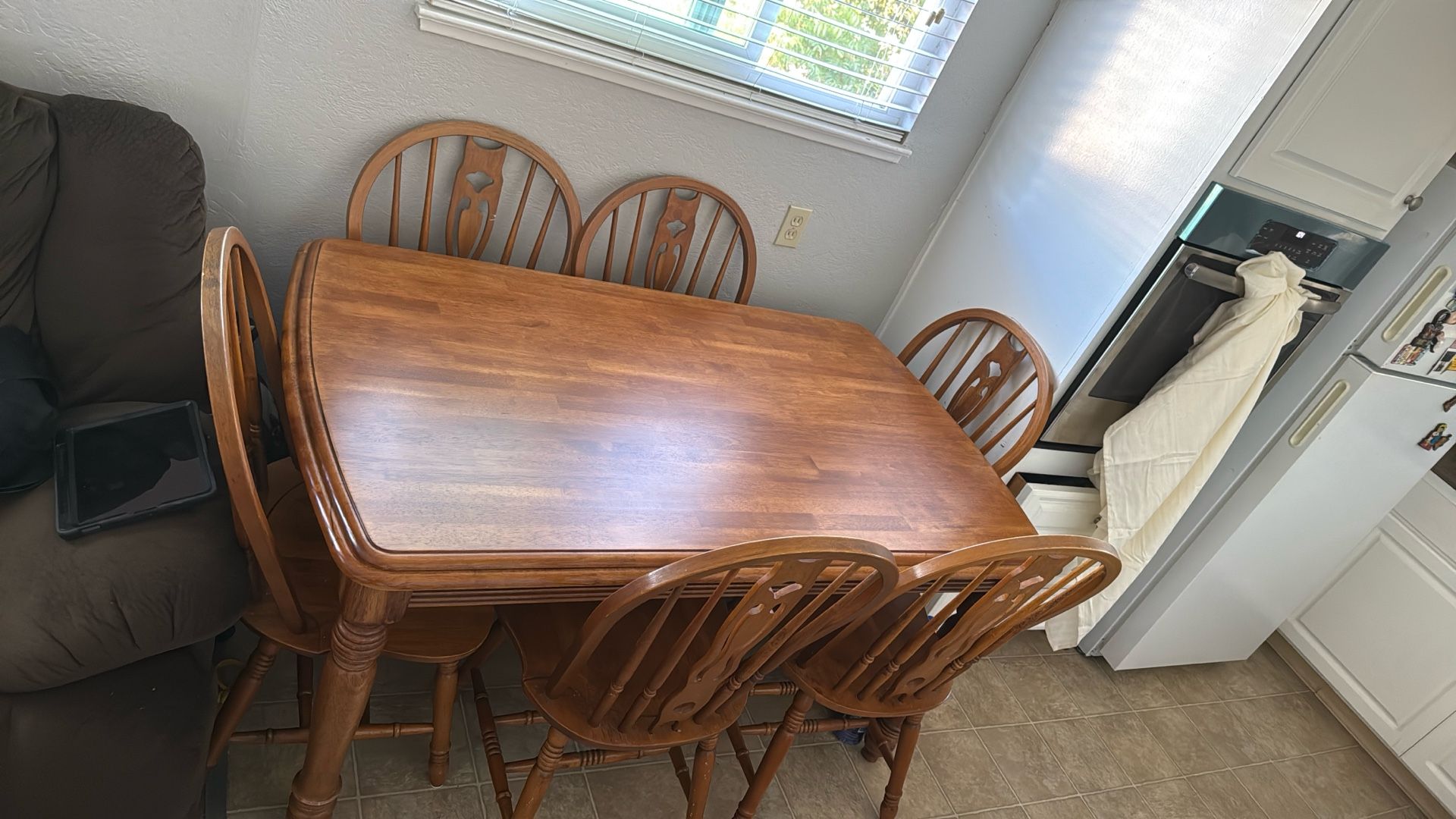 6 Chair, Dining Table