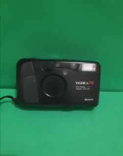 Yashica T4 D 35mm f3.5 T* Zeiss Lens Film Camera Great Condition