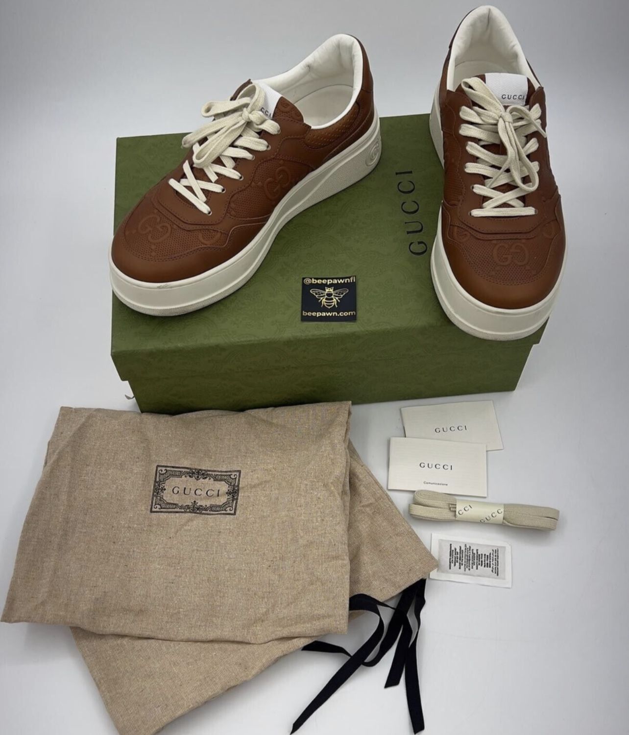 GUCCI LEATHER SNEAKERS