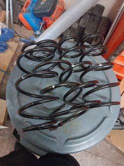 Shock Springs For a 2014 Toyota Camry