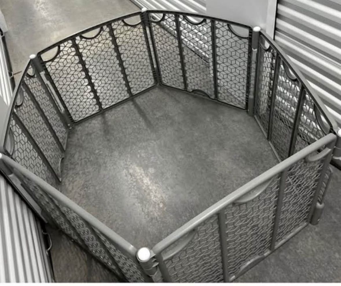 Spacious Playpen / Play Yard / Pet Fence