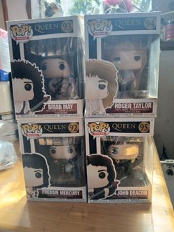 Four queen funko dolls. 80.00 dollars FIRM