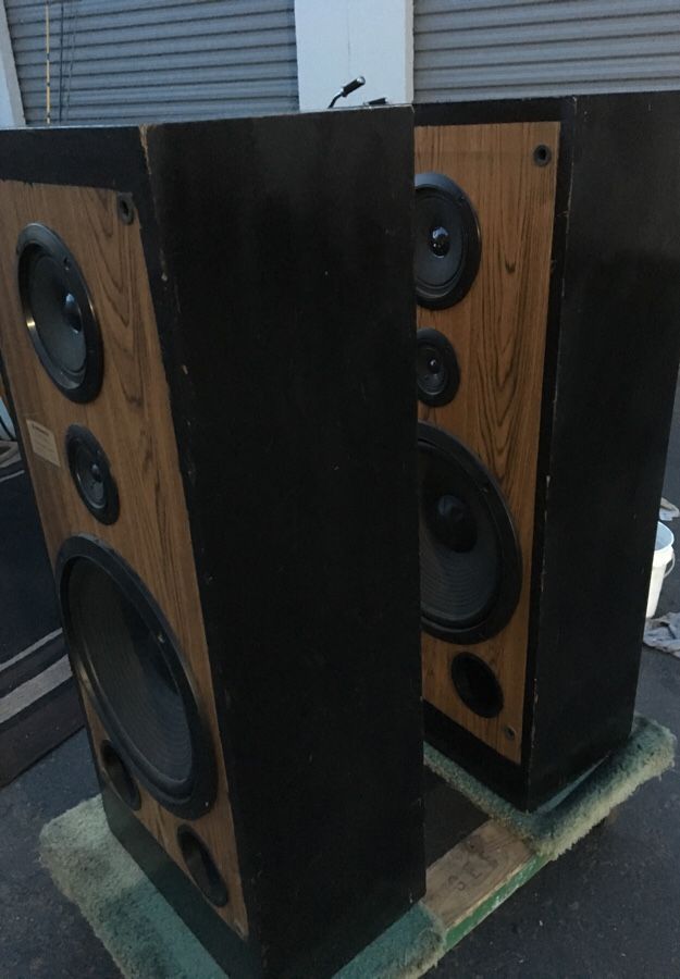 Pioneer home audio three-way speaker model number CS – R580