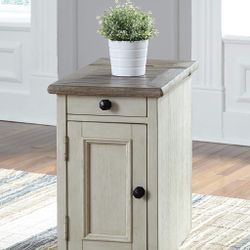 Signature Design by Ashley Bolanburg Chair Side End Table/ Nightstand Whitewash