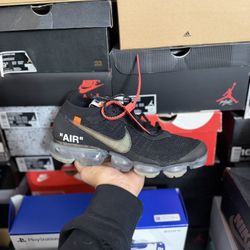 Nike Off White Vapormax Black size 10 VNDS