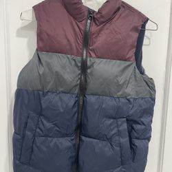 Old Navy youth winter vest ( kids size M - 8 )  for $10 