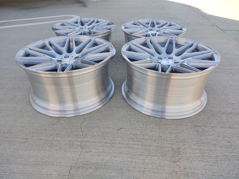 5x112 20x9+32 And 20x10+45 New Wheels