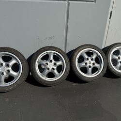 Porsche 993 7x17 and 9x17 Cup wheels and tires