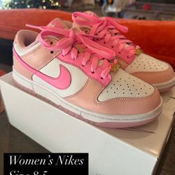 Custom Nike’s women’s