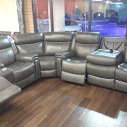 New Recliner Sectional Sofa With 4 Power Recliners   4 Power Head Rests Real  Genuine Leather And The I Table Drop Down 