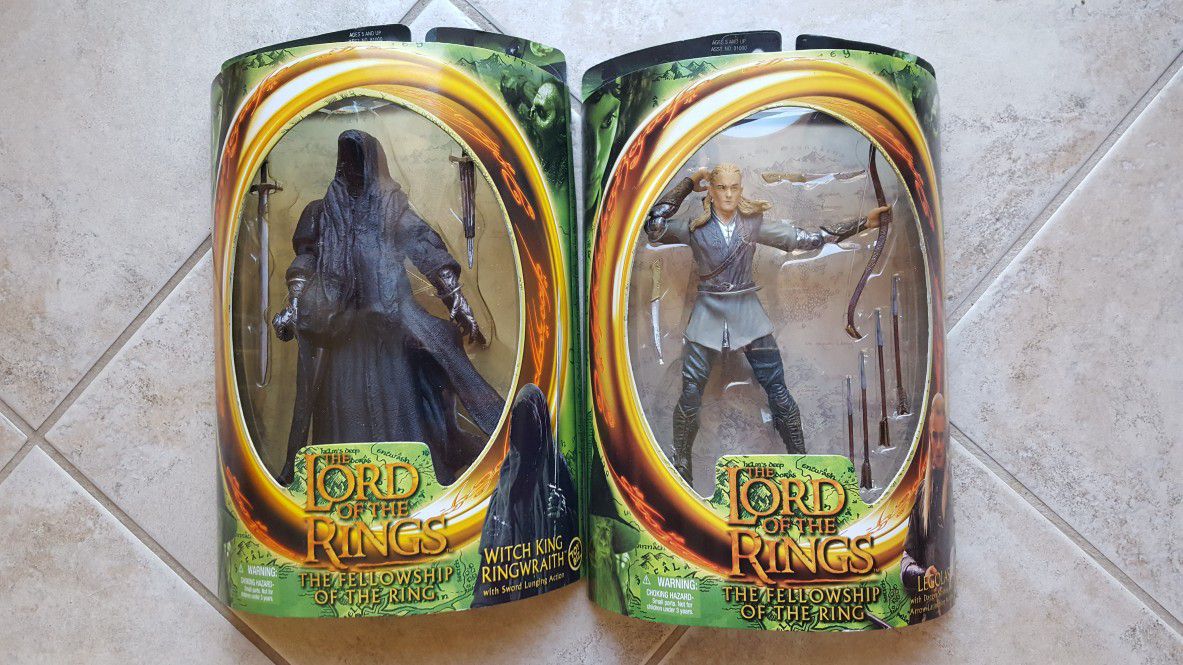 LORD OF THE RINGS ACTION FIGURES (WITCH KINGRING WRAITH & LEGOLAS)