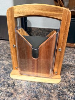 Bagel slicer