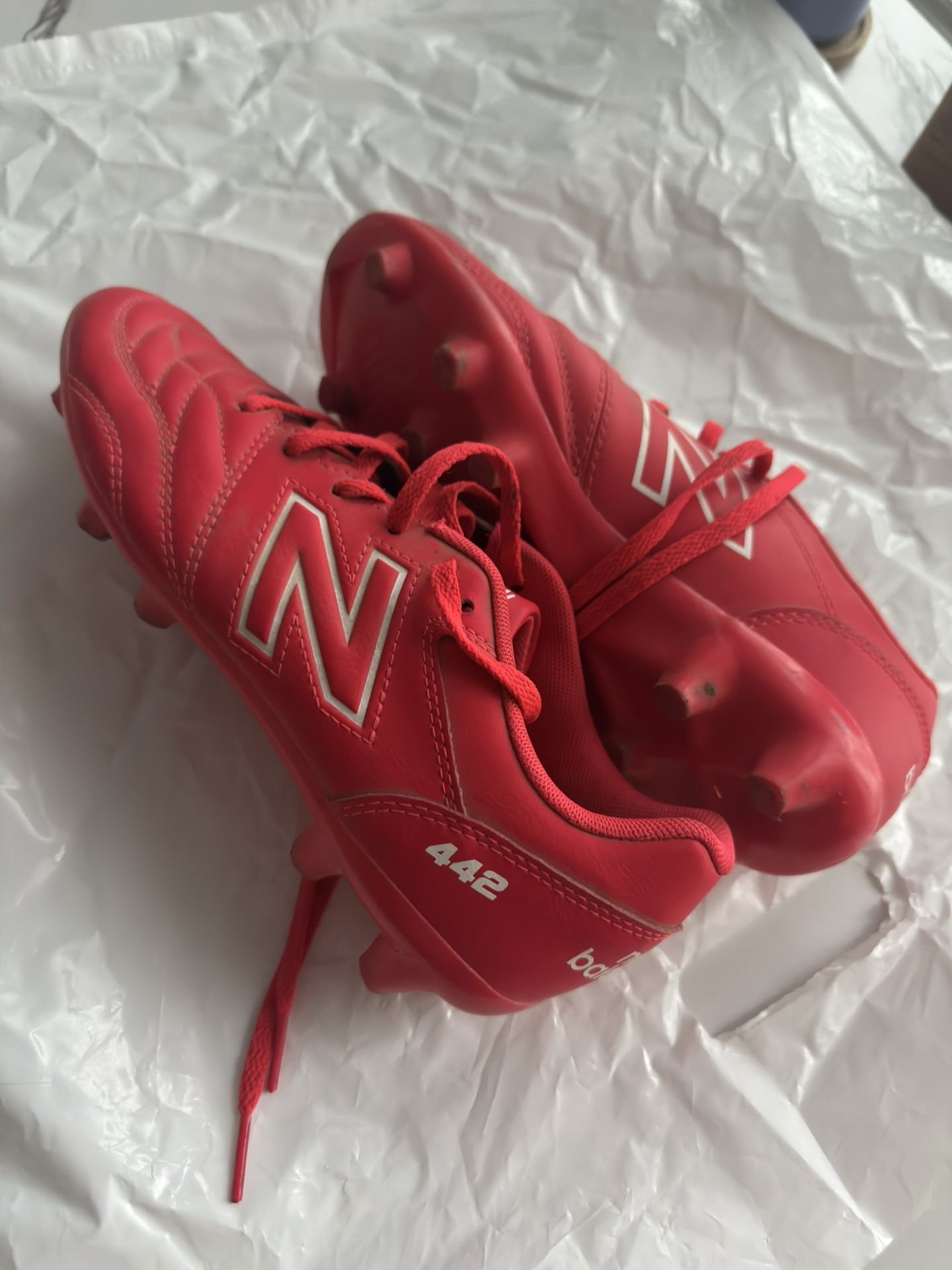 New Balance Kids 442 V2 Academy Fg Junior Soccer Shoe Energy Red/White Size 4