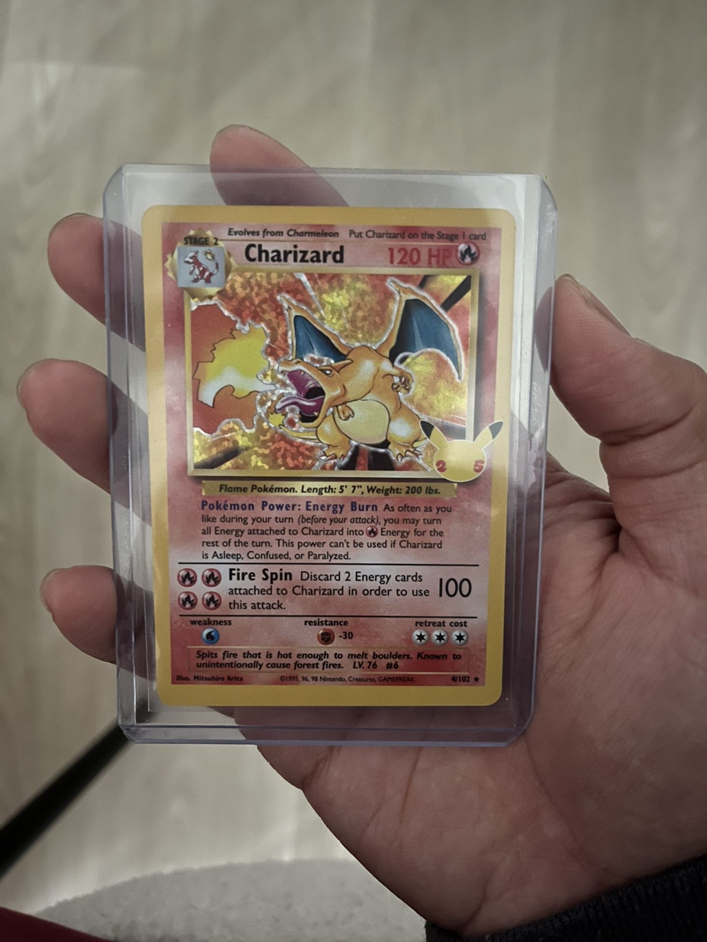 Charizard Celebrations Pokémon Card