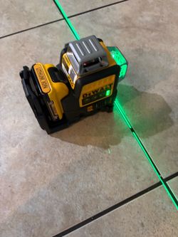 DEWALT Green Beam Self-Leveling Laser Level