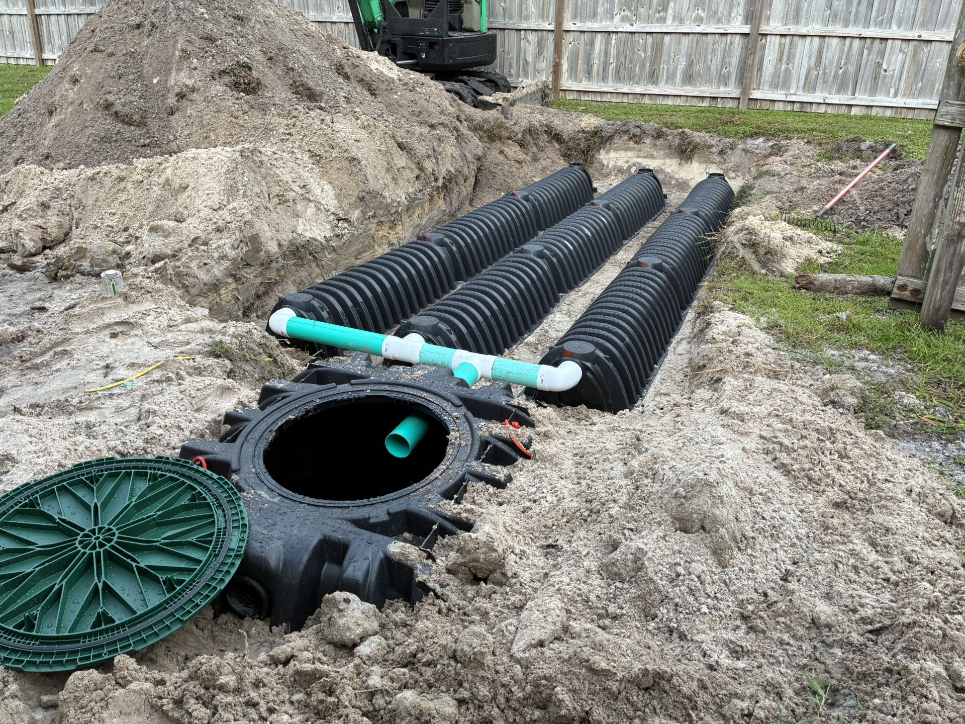 ๐บ๐ธ Drain Field And Septic Tank