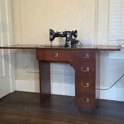 PFAFF 130 Sewing Machine, Made In West Germany, Mahogany Cabinet.